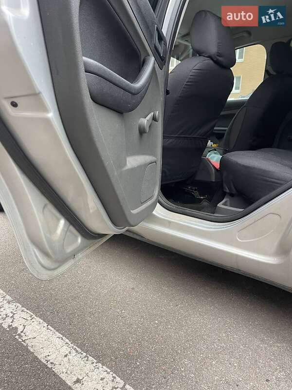 Универсал Ford Focus 2007 в Киеве фото 8 Универсал Ford Focus 2007 в Киеве
