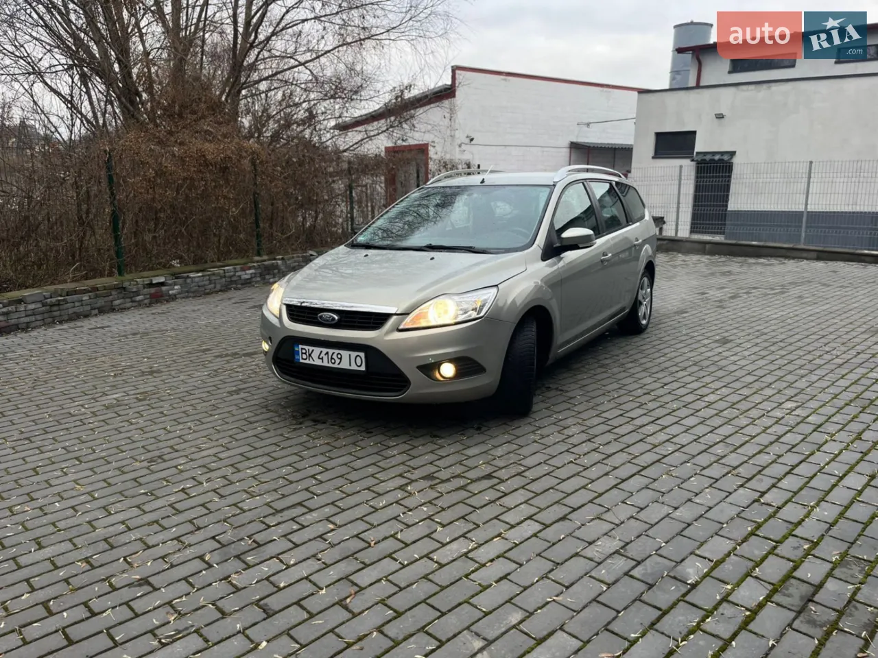 2010 Ford Focus - мініатюра 28