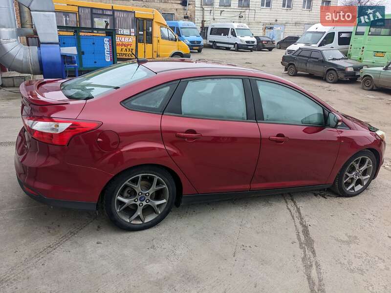 Седан Ford Focus 2013 в Сумах