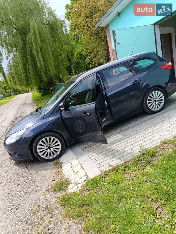 Универсал Ford Focus 2011 в Старом Самборе фото 13 Универсал Ford Focus 2011 в Старом Самборе