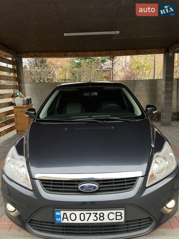 Універсал Ford Focus 2010 в Мукачевому