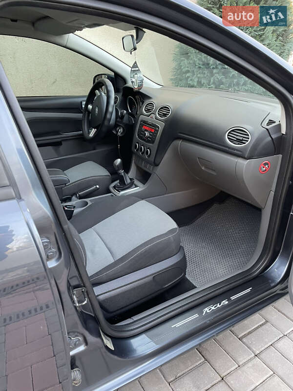 Універсал Ford Focus 2010 в Мукачевому