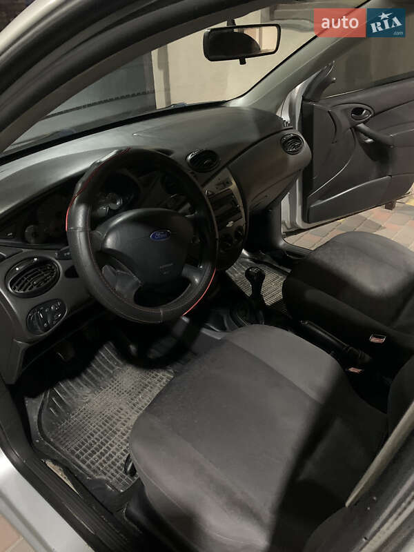 Універсал Ford Focus 2003 в Черкасах
