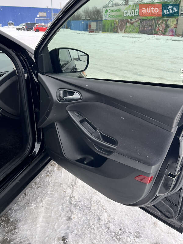 Седан Ford Focus 2018 в Дніпрі