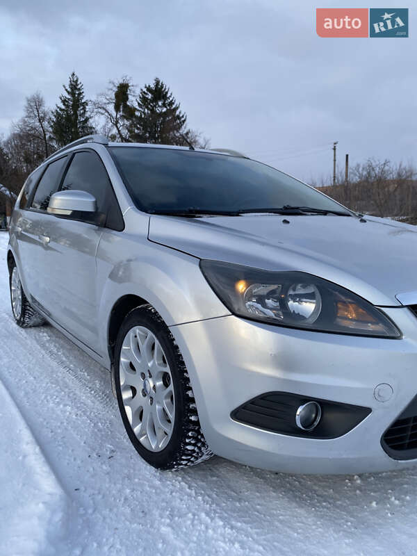 Универсал Ford Focus 2009 в Голованевске