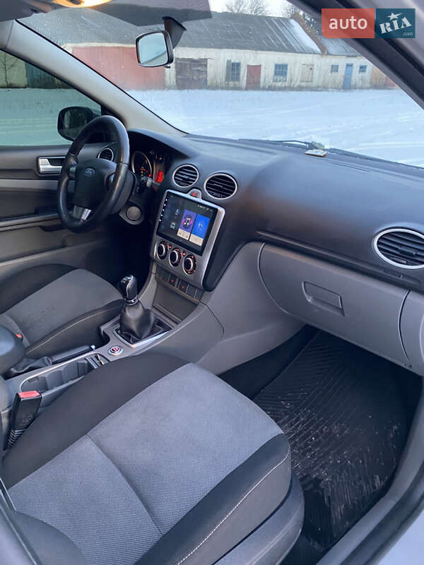 Универсал Ford Focus 2009 в Голованевске