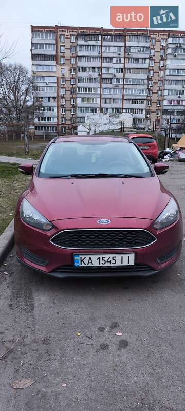 Седан Ford Focus 2015 в Киеве фото 6 Седан Ford Focus 2015 в Киеве