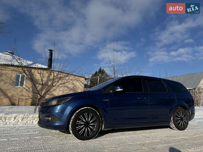 Універсал Ford Focus 2008 в Краснограді