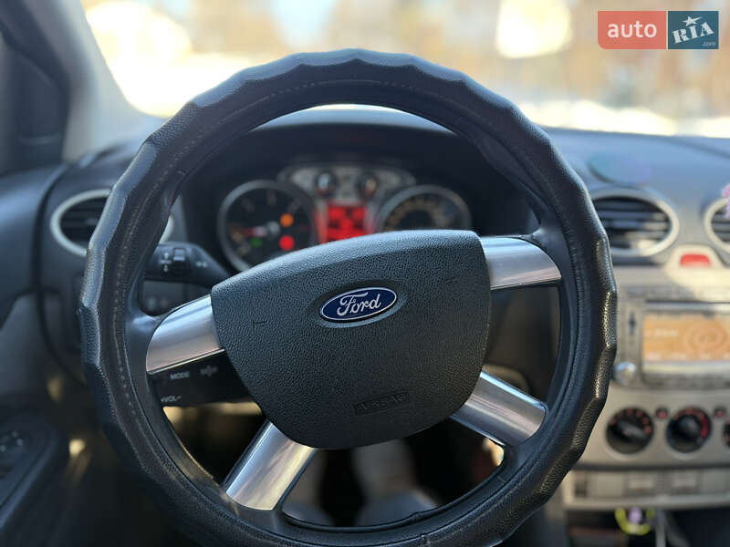 Універсал Ford Focus 2008 в Краснограді