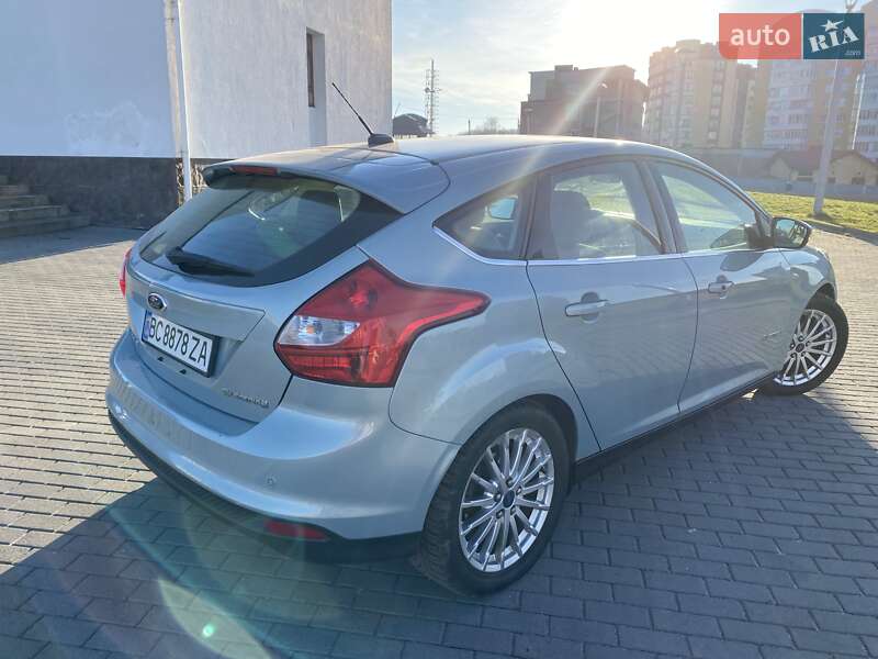 Хэтчбек Ford Focus 2013 в Львове
