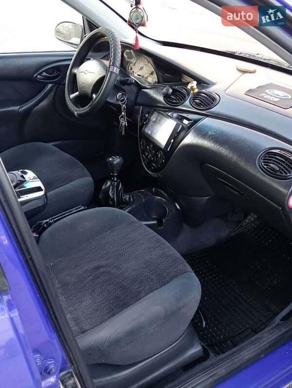 Универсал Ford Focus 2000 в Ровно