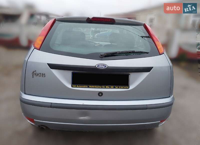 Хэтчбек Ford Focus 2002 в Староконстантинове