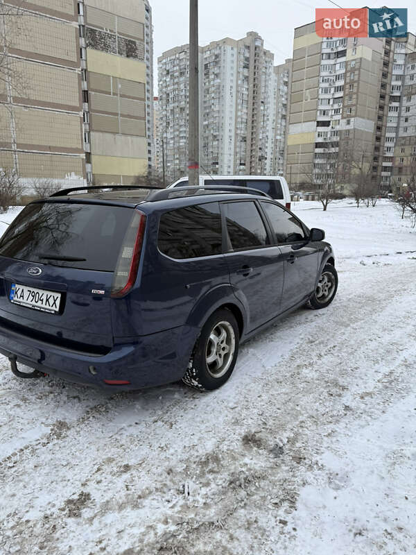 Універсал Ford Focus 2010 в Києві фото 10 Універсал Ford Focus 2010 в Києві