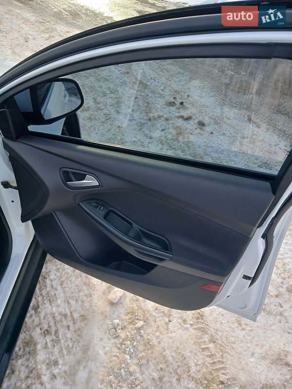 Хетчбек Ford Focus 2012 в Черкасах