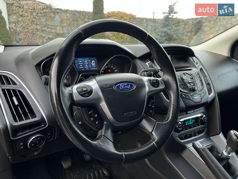 Универсал Ford Focus 2013 в Стрые фото 123 Универсал Ford Focus 2013 в Стрые