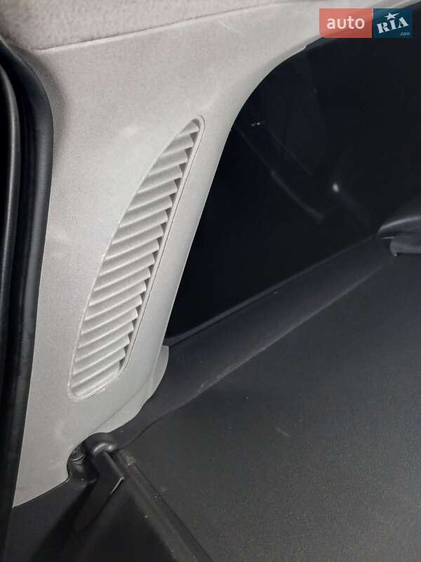 Универсал Ford Focus 2004 в Тернополе фото 99 Универсал Ford Focus 2004 в Тернополе