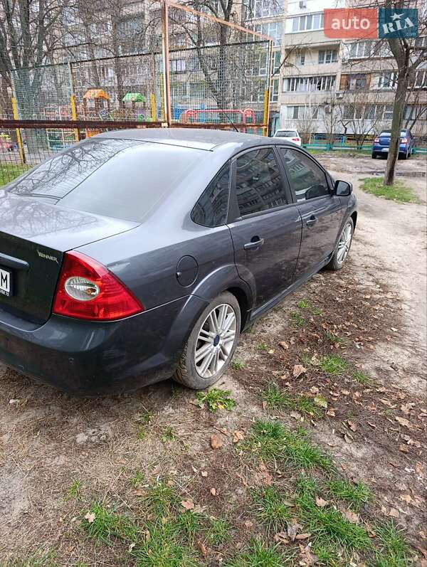 Седан Ford Focus 2010 в Киеве