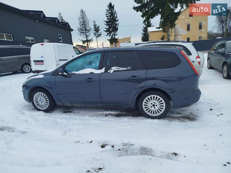 Универсал Ford Focus 2010 в Бурштыне