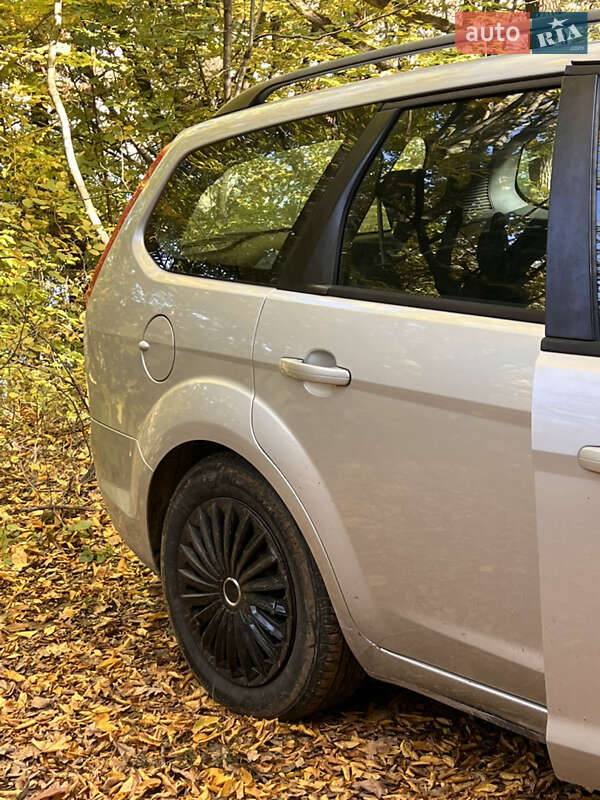 Универсал Ford Focus 2010 в Каменец-Подольском фото 2 Универсал Ford Focus 2010 в Каменец-Подольском