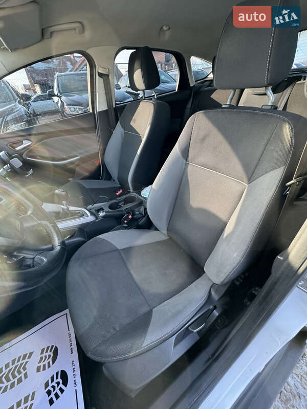 Хетчбек Ford Focus 2013 в Івано-Франківську