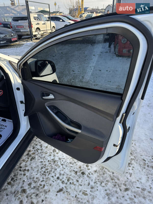 Хетчбек Ford Focus 2013 в Івано-Франківську