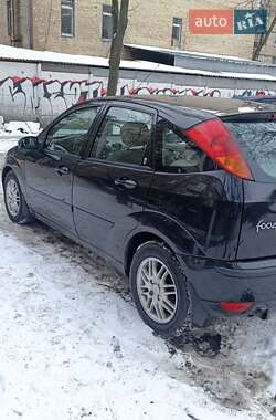 Хэтчбек Ford Focus 2003 в Киеве