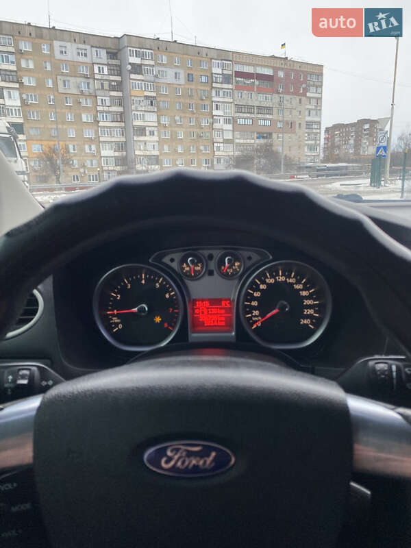 Хэтчбек Ford Focus 2008 в Александрие