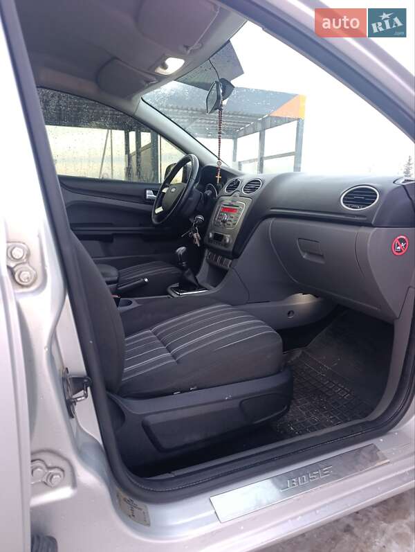 Універсал Ford Focus 2008 в Золочеві