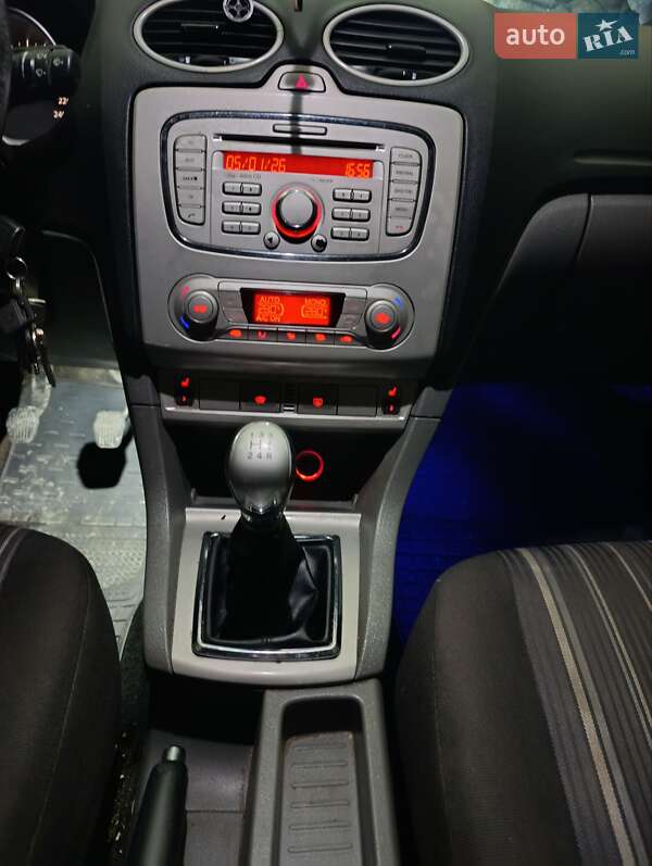 Універсал Ford Focus 2008 в Золочеві