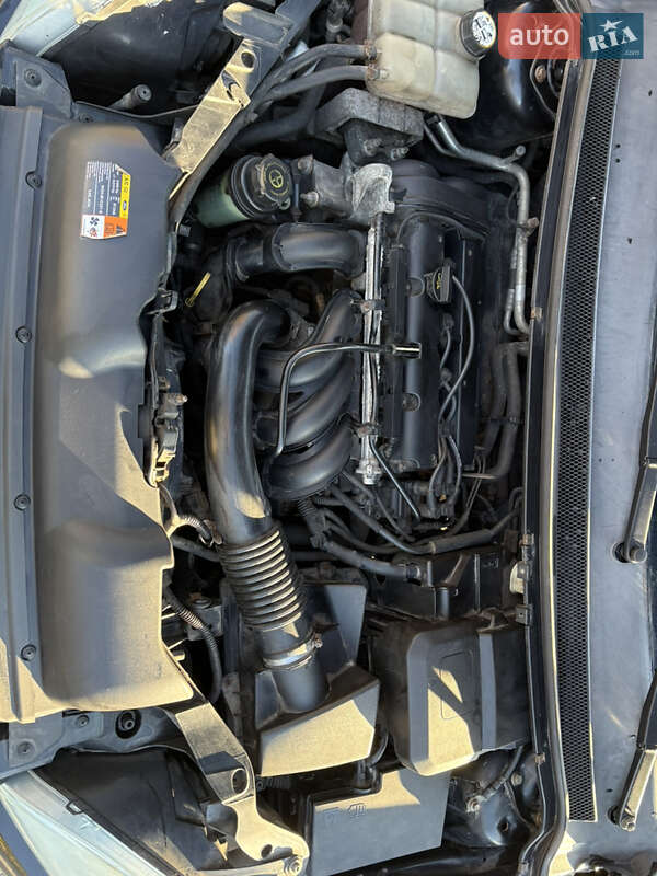 Хэтчбек Ford Focus 2005 в Киеве