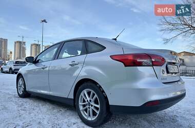 Седан Ford Focus 2015 в Киеве
