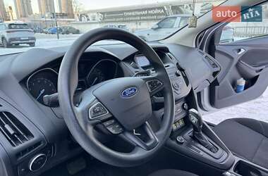 Седан Ford Focus 2015 в Киеве