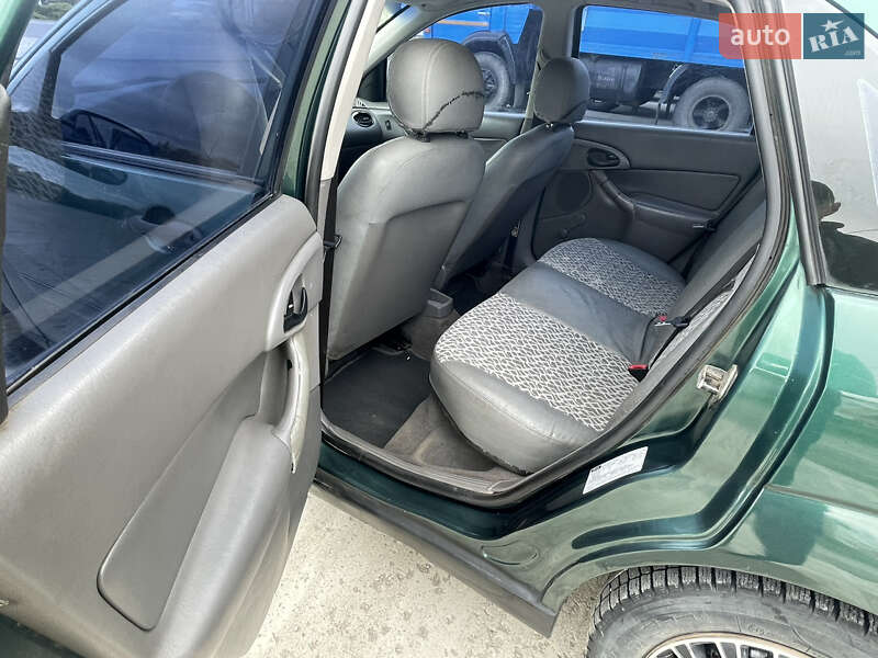 Седан Ford Focus 2000 в Солотвине фото 12 Седан Ford Focus 2000 в Солотвине