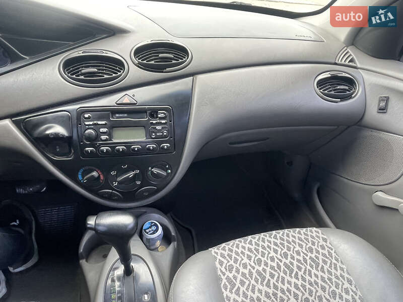 Седан Ford Focus 2000 в Солотвине фото 18 Седан Ford Focus 2000 в Солотвине