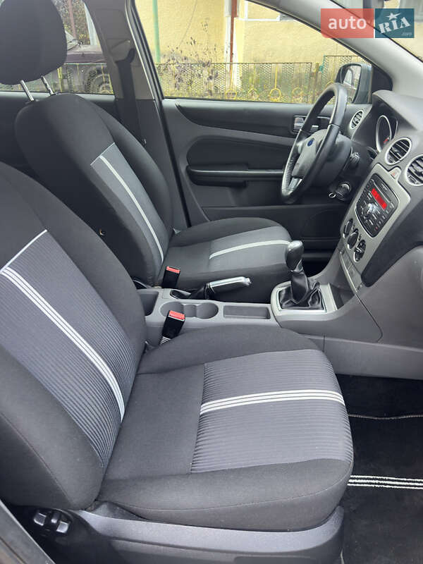 Універсал Ford Focus 2010 в Збаражі