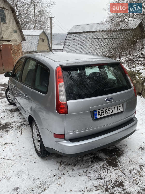 Універсал Ford Focus 2004 в Могилів-Подільському фото 2 Універсал Ford Focus 2004 в Могилів-Подільському