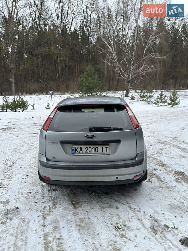 Хэтчбек Ford Focus 2005 в Киеве фото 8 Хэтчбек Ford Focus 2005 в Киеве