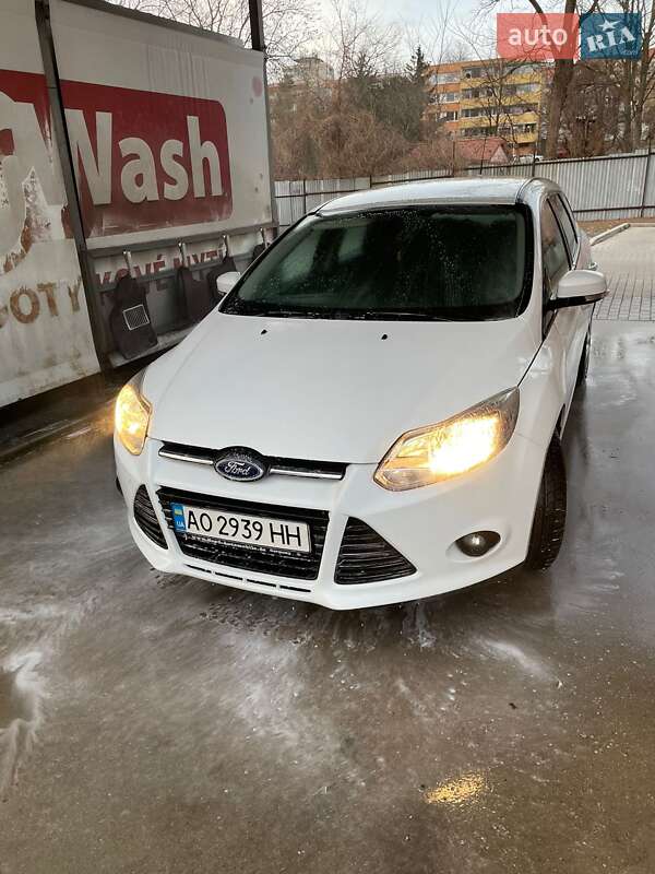 Універсал Ford Focus 2014 в Тячеві