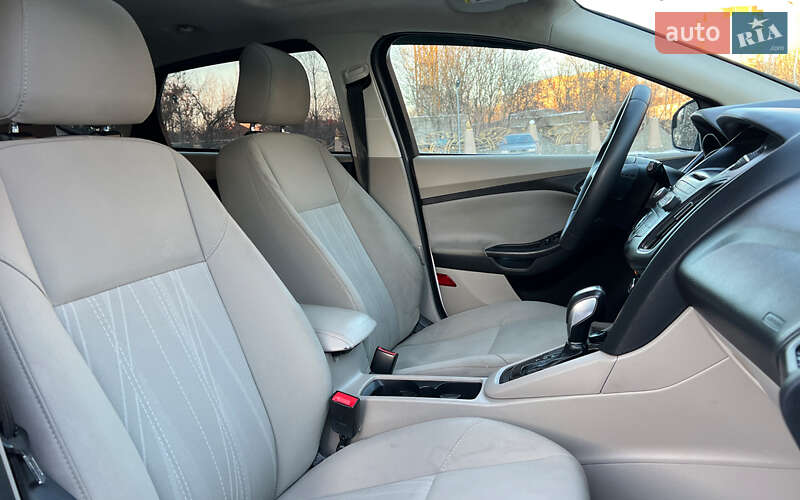 Хэтчбек Ford Focus 2016 в Львове