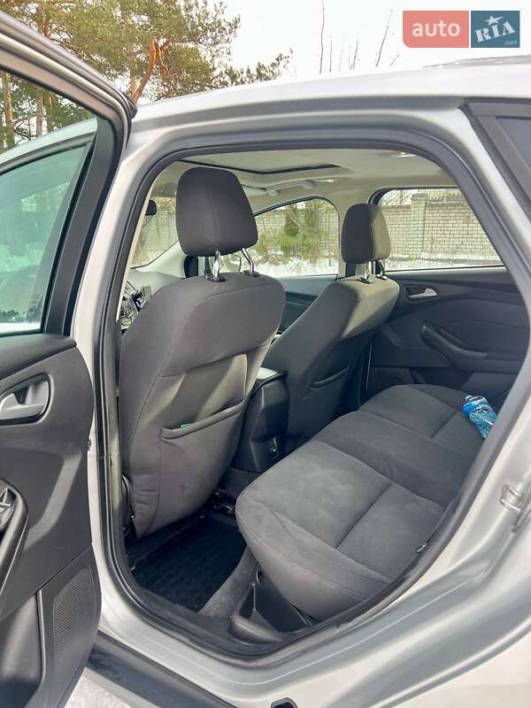 Хэтчбек Ford Focus 2011 в Житомире