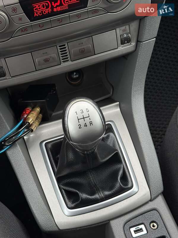 Хэтчбек Ford Focus 2009 в Сумах