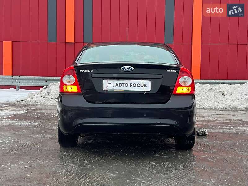 Седан Ford Focus 2010 в Киеве фото 7 Седан Ford Focus 2010 в Киеве