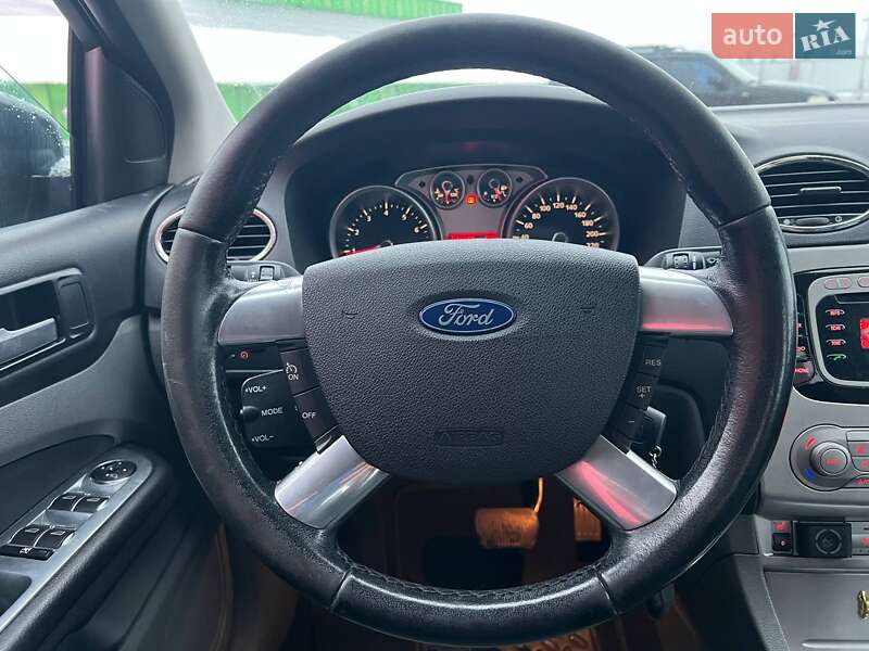 Седан Ford Focus 2010 в Киеве фото 15 Седан Ford Focus 2010 в Киеве