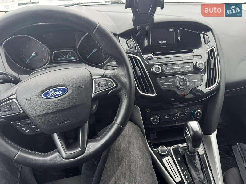 Седан Ford Focus 2016 в Киеве