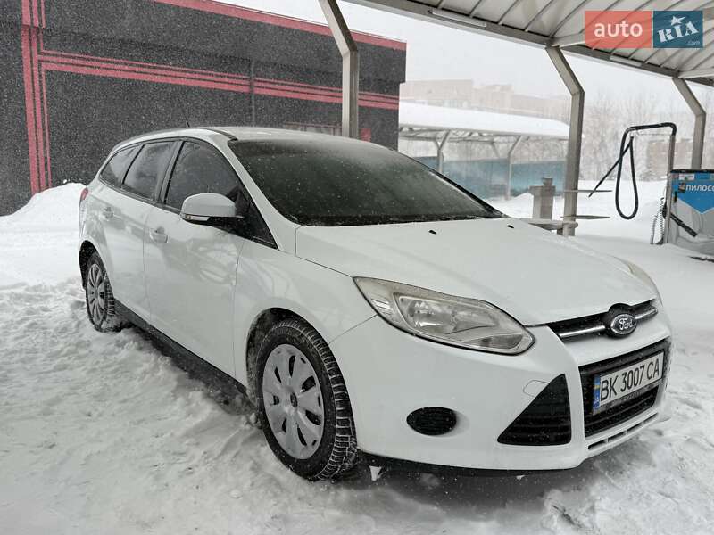Универсал Ford Focus 2011 в Ровно