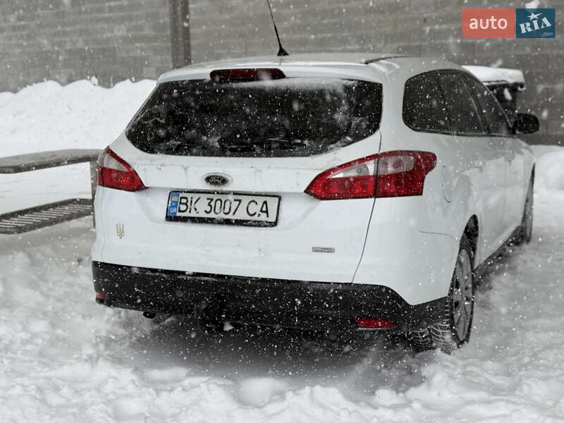 Универсал Ford Focus 2011 в Ровно