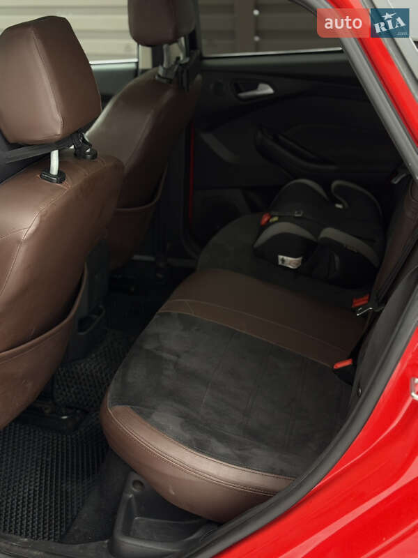 Универсал Ford Focus 2018 в Микулинцах