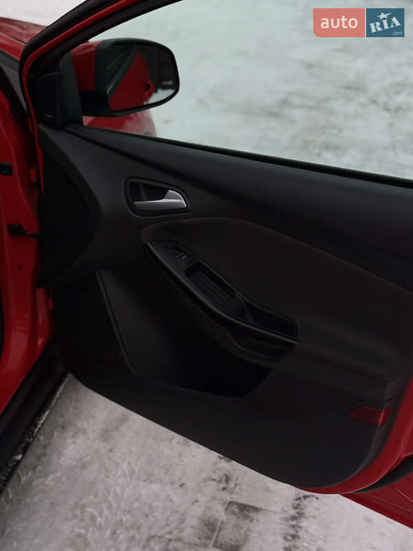 Универсал Ford Focus 2018 в Микулинцах