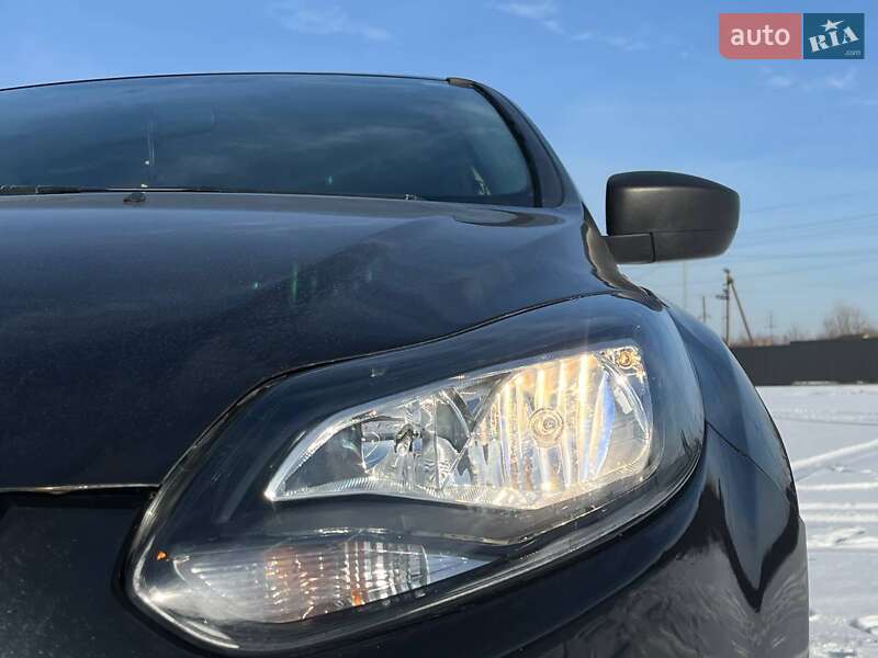 Седан Ford Focus 2013 в Львове фото 3 Седан Ford Focus 2013 в Львове