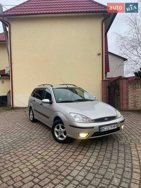 Универсал Ford Focus 2003 в Надворной